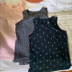 Set of 3 Old Navy tank tops